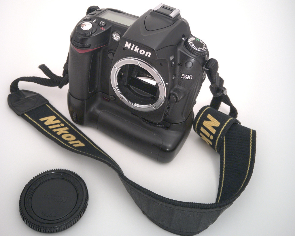 nikon d90 + grip DO NEGOCJACJI Nowy Sącz Kup teraz na Allegro Lokalnie