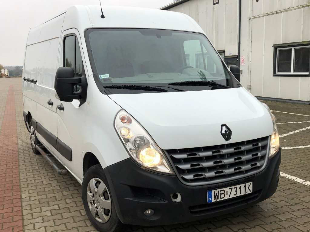 Renault Master III H2L2 2.3dci Cena 18500,00 zł Wola