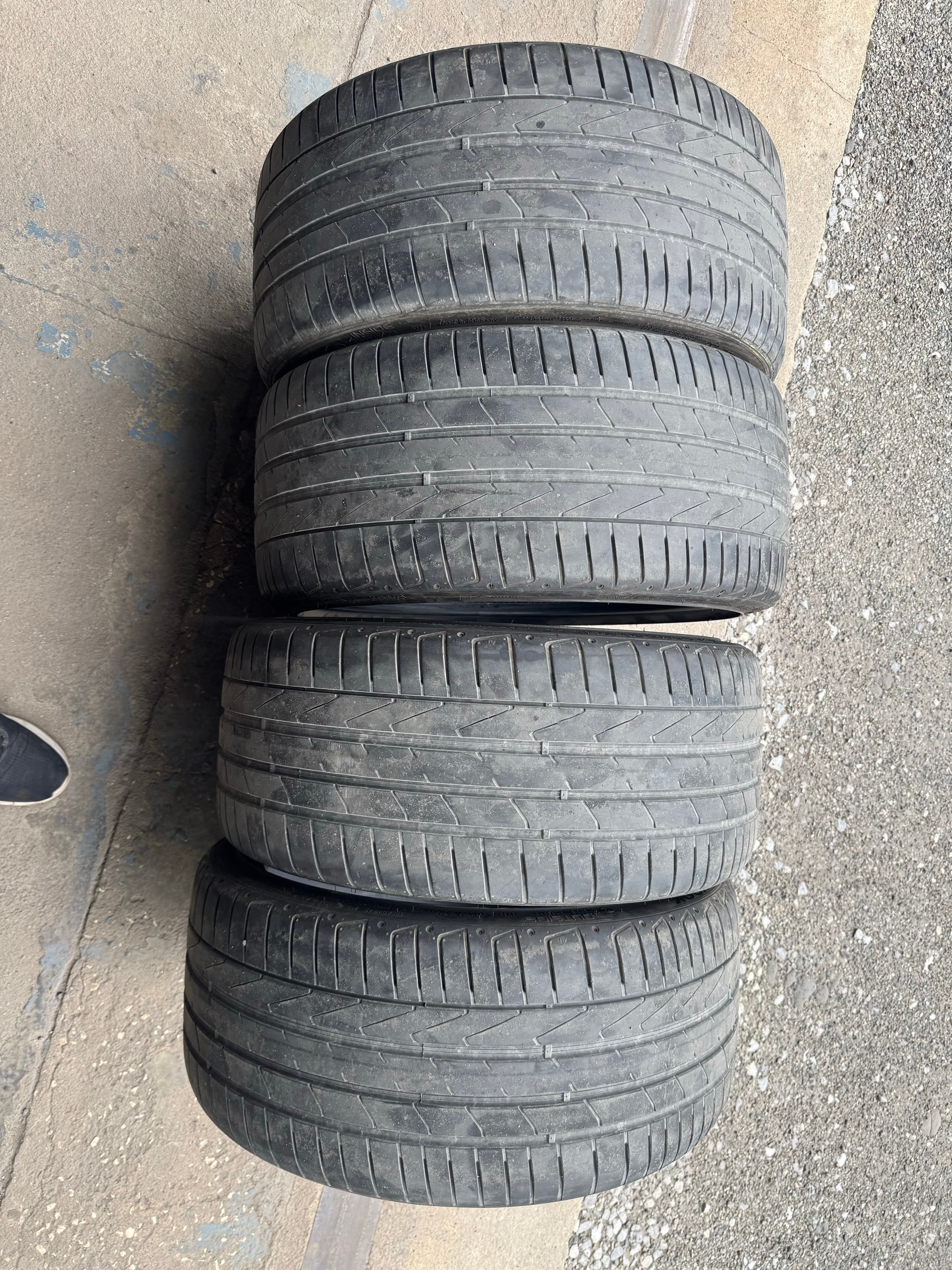 Hankook ventus S1 evo2 RO1 245/35zr19 93Y