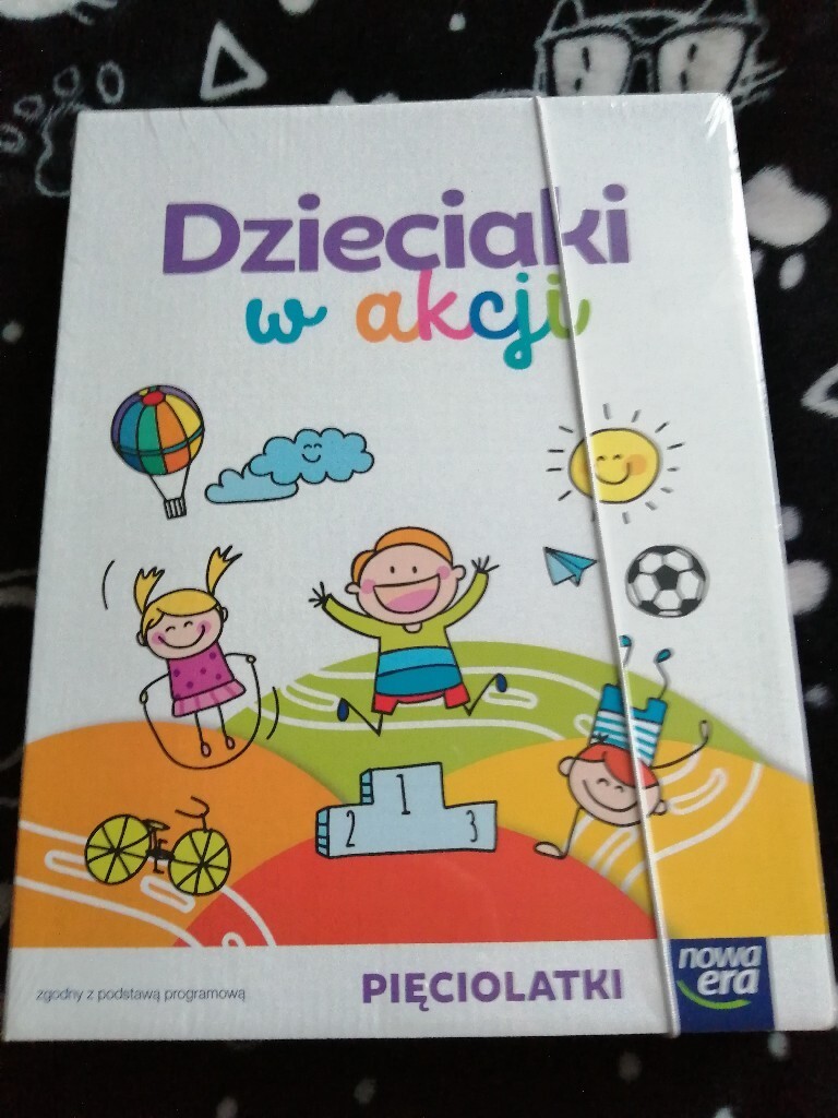 Dzieciaki w akcji 5 latki Box Nowa Era Wąbrzeźno Kup teraz na