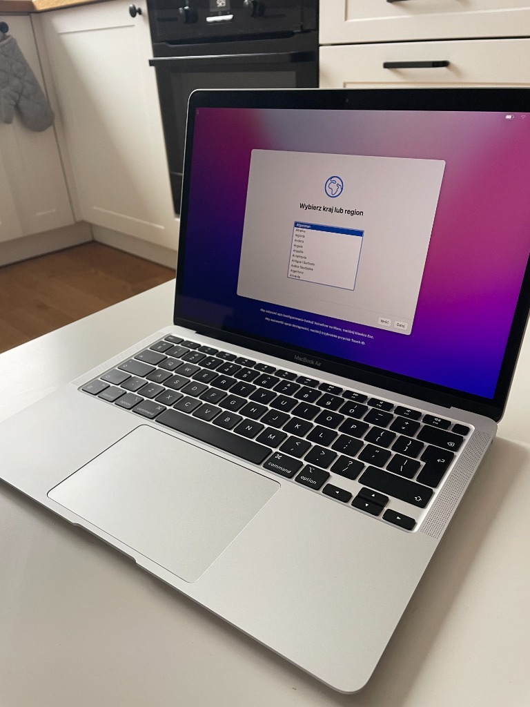 Laptop Macbook Air M1 8GB RAM 265GB SSD Srebrny Warszawa Ogłoszenie