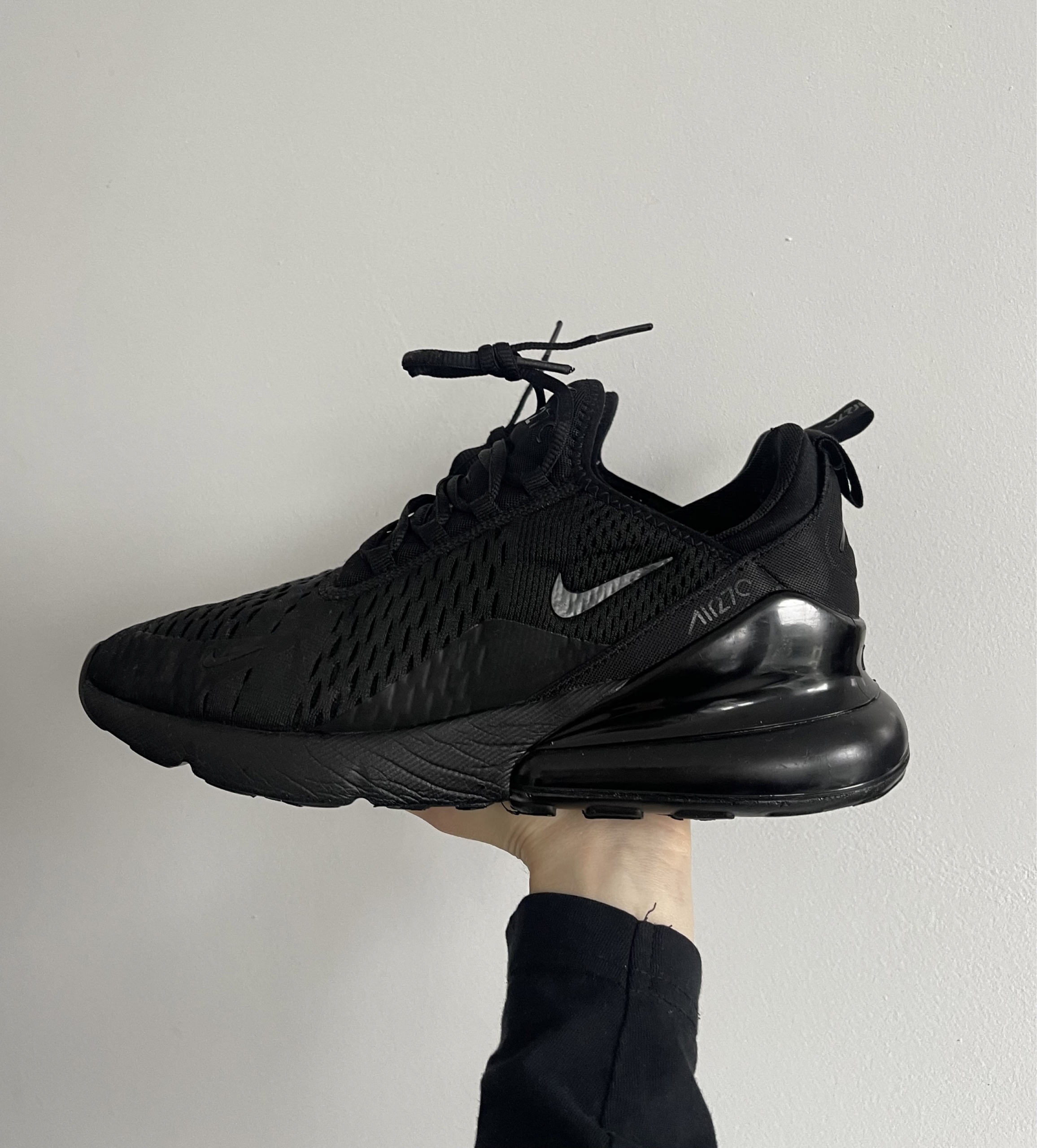Buty sportowe Nike Air Max 270 Czarne rozmiar 43 Turek Kup