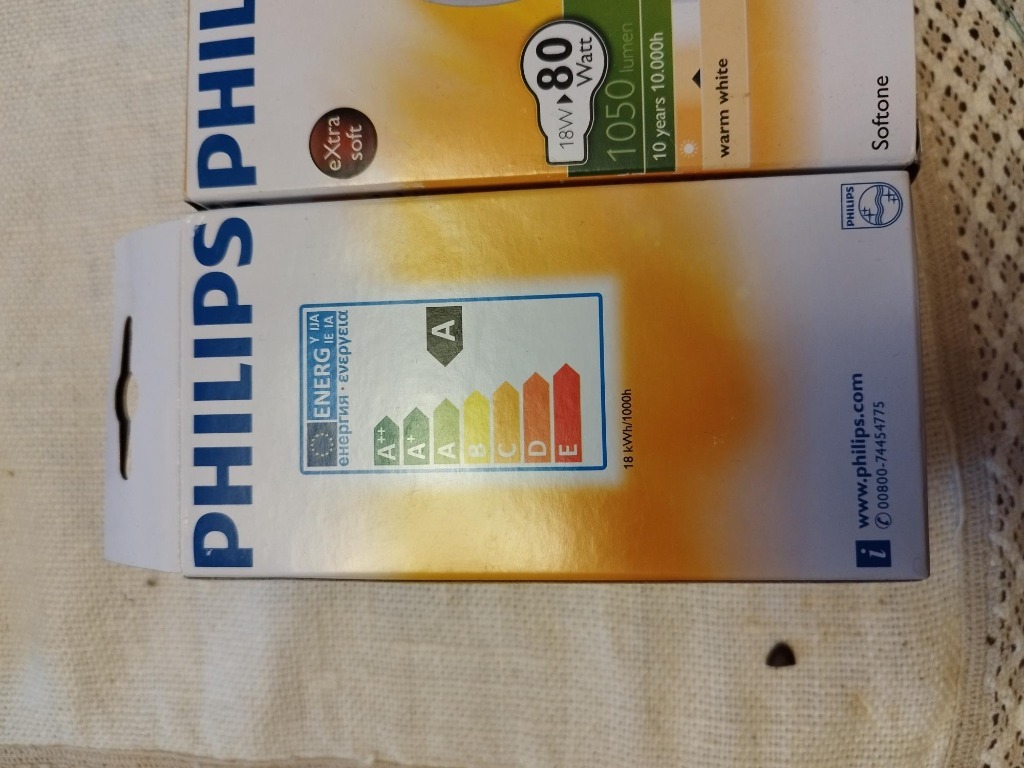 Zdjęcie oferty: PHILIPS ŚWIETLÓWKA ENERGOOSZCZĘDNA SOFTONE 18W