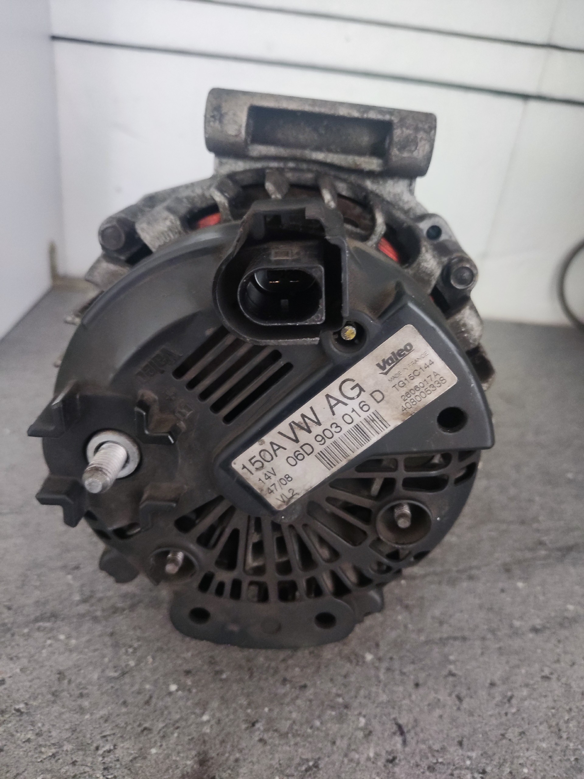 ГЕНЕРАТОР AUDI, VOLKSWAGEN 06D903016D ОРИГІНАЛЬНИЙ 