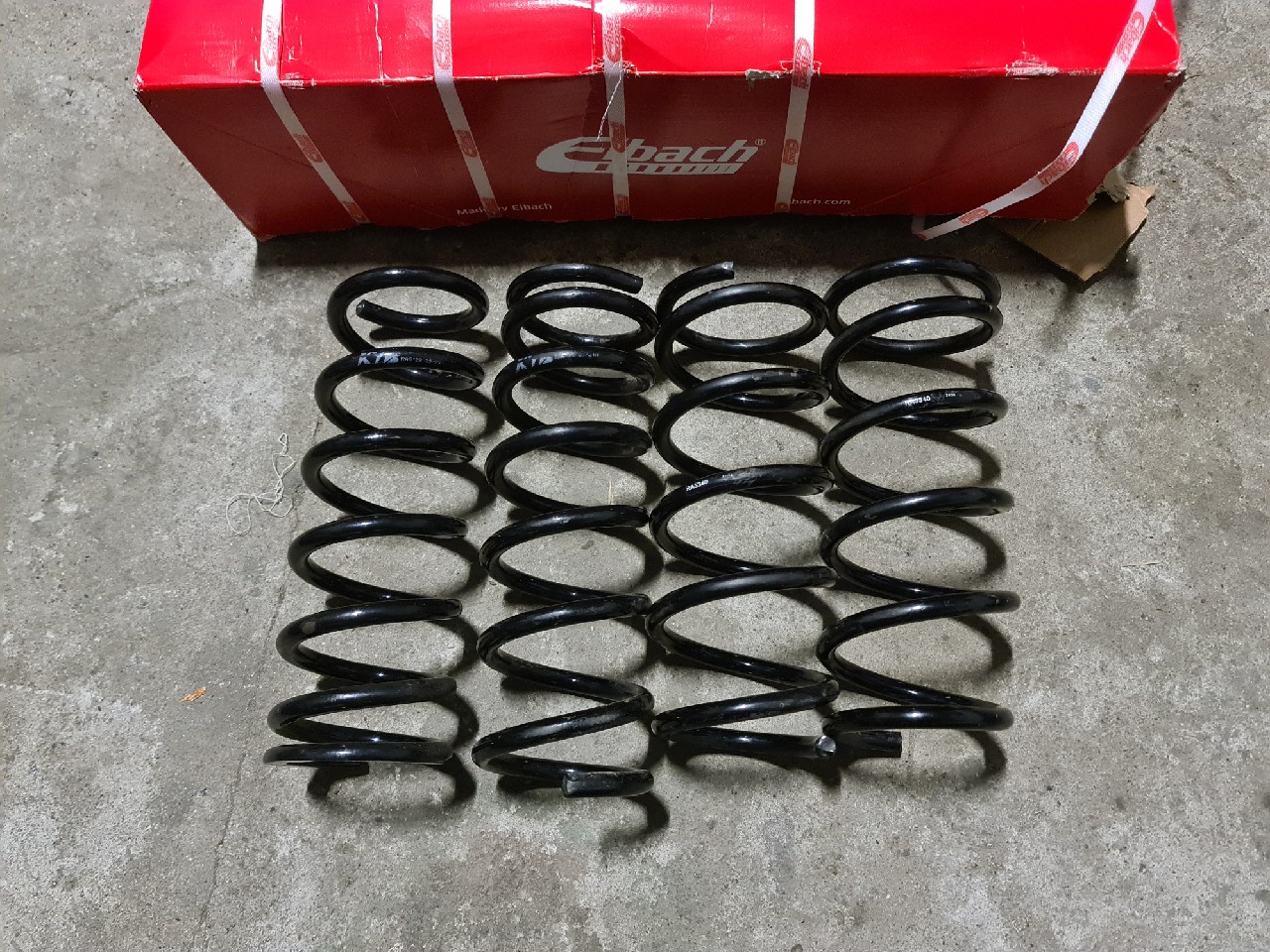 КОМПЛЕКТ KYB RA3340 I RA6138 4 ПРУЖИН DO LEXUS IS 2 KYB ТІЛЬКИ 500 KM 