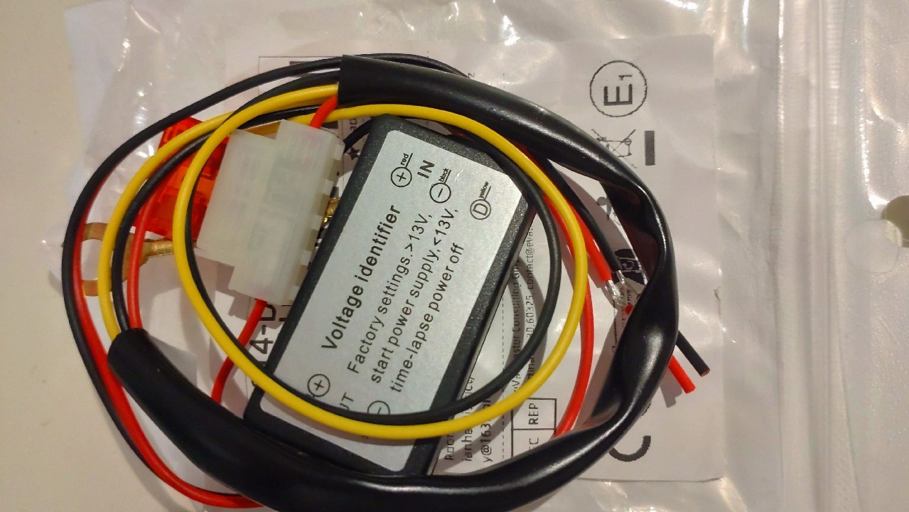 БЛОК КЕРУВАННЯ ХОДОВІ ВОГНІ ДХВ АВТО CAR LED (СВІТЛОДІОД) DIMMER ON/OFF <13V 