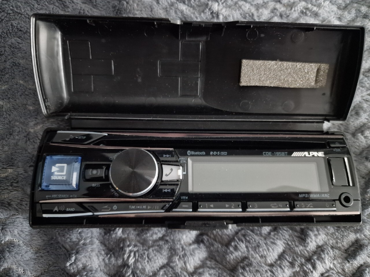 Radio Alpine CDE195 BT Jaworzno Kup teraz na Allegro Lokalnie
