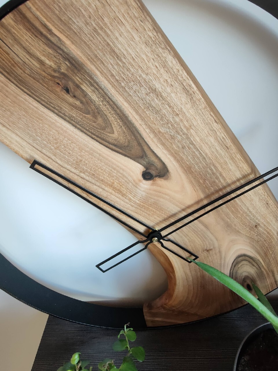 Zdjęcie oferty: Zegar drewniany 50cm orzech włoski