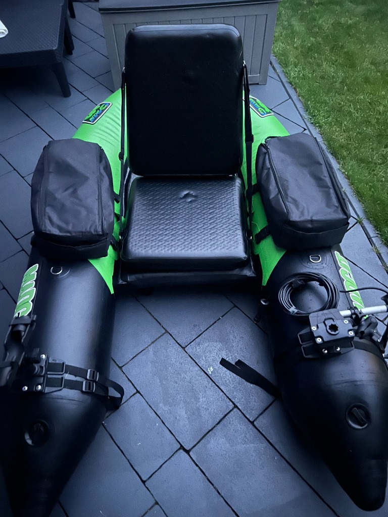 Amazon Madcat Bellyboat Rush Wave Fish Hunter Kinetic Float Tube