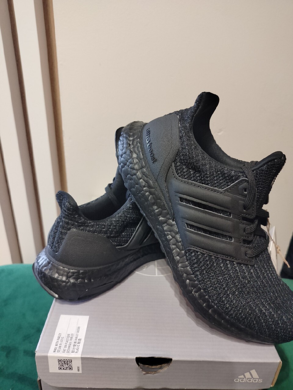 nike ultraboost 4.0