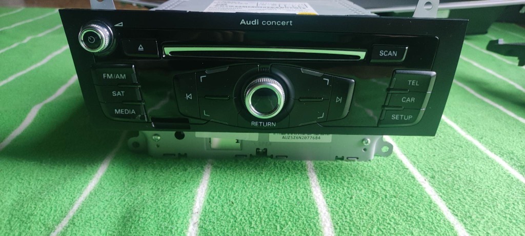 Radio Audi Concert OEM A4 B8 lift 8R1 035 186 Q | Józefów-Wiktorów ...