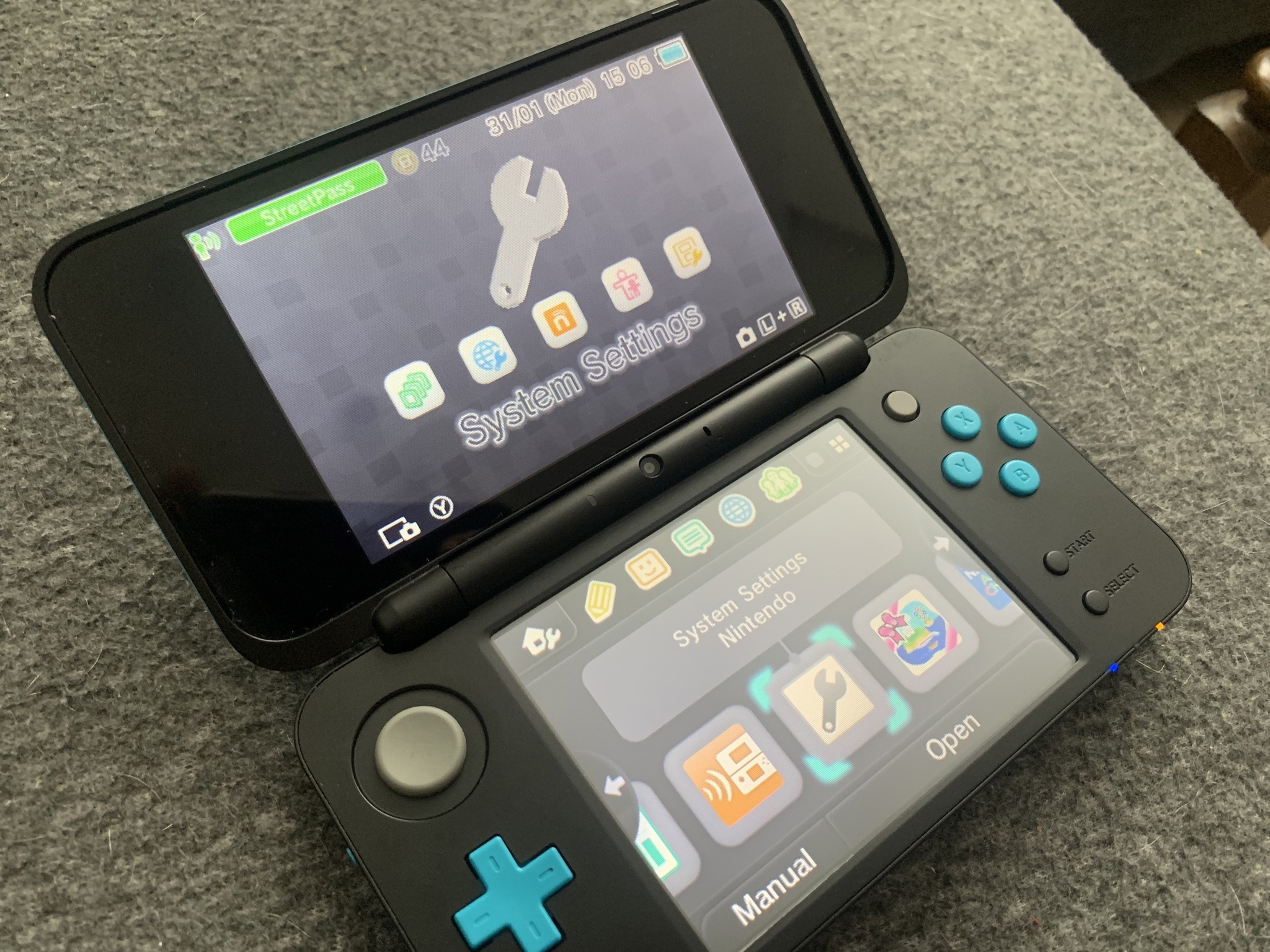 Nintendo 2DS XL ! Mario case ! Zestaw gier ! Katowice Kup teraz na