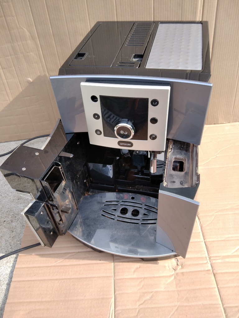 Ekspres ciśnieniowy De'Longhi Perfecta ESAM 5500 | Łąck | Licytacja na ...