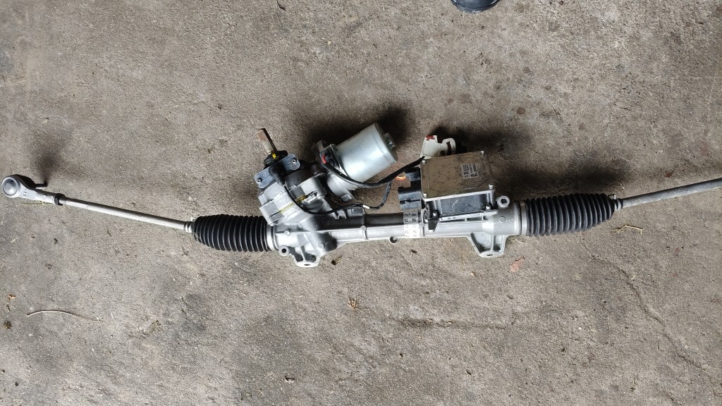 РЕЙКА РУЛЬОВА РЕЙКА SMART 453 TWINGO 6700003892 
