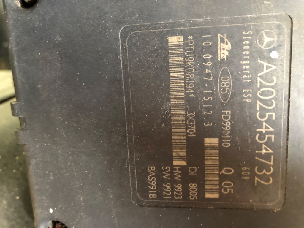 НАСОС ABS MERCEDES W208 W202 A2025454732 