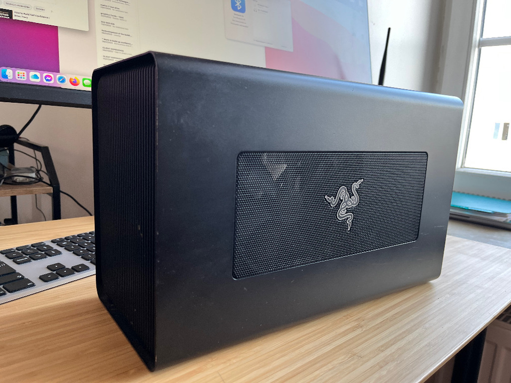 Razer Core X - Mercury (TB3/External Graphics Enclosure) - EU