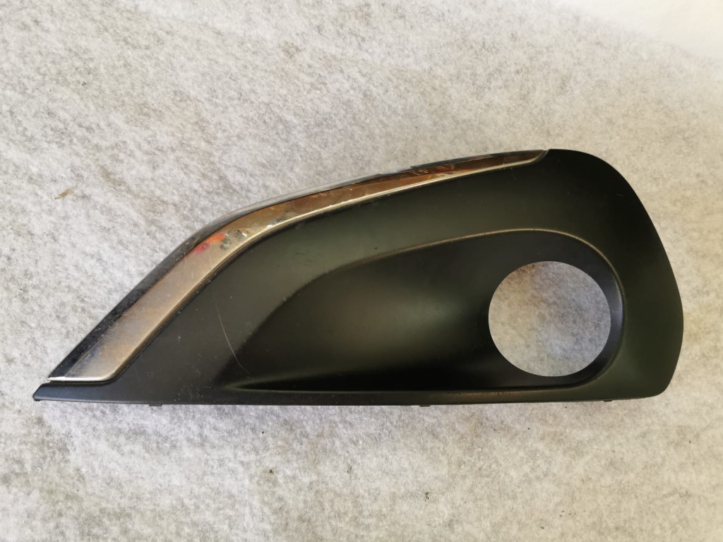 РЕШІТКА ЛІВА БАМПЕРА ПЕРІД PEUGEOT 208 I 9810729877 2015-2019 РЕСТАЙЛ 