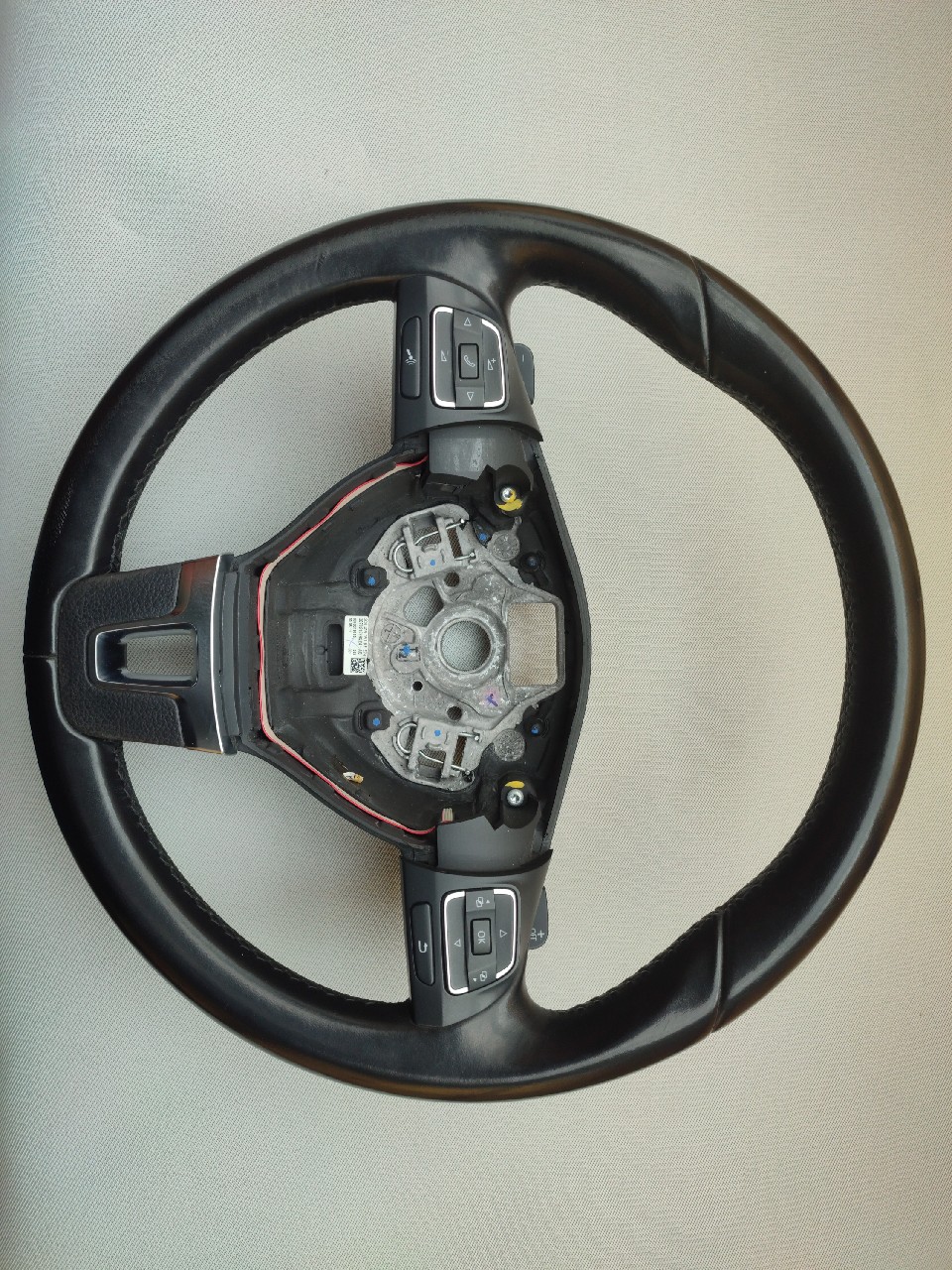 КЕРМО БАГАТОФУНЦІЯ ШКІРА ЛОПАТКІ VW ПАСАТ B7 CC GOLF 3C8419091BF 
