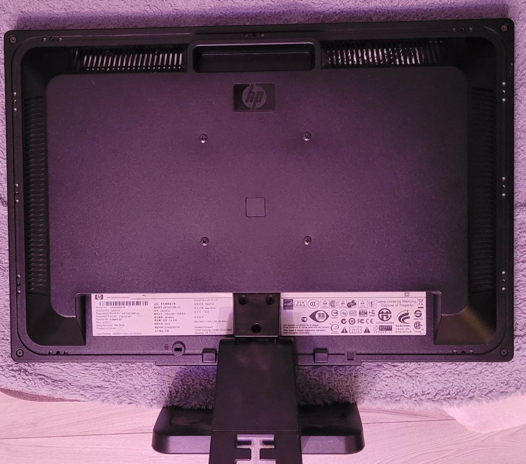 Monitor HP Monitor HP LE2201W 22'' 1680x1050 DSUB Stepnica