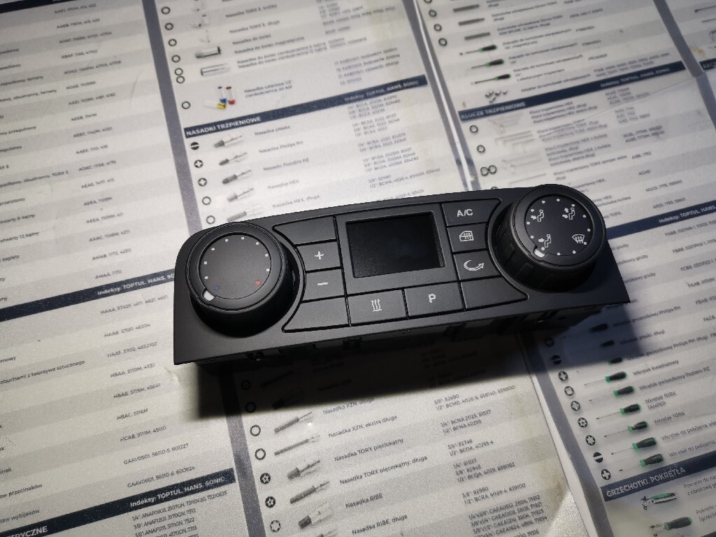 MAN TGX/TGS Klimabedienfeld 24V - Originalersatz 81619906116