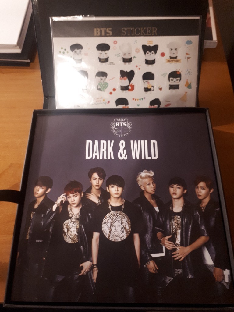 BTS DARK & WILD ALBUM (CD+PHOTOBOOK) WYS. 24 H STAROGARD GDAŃSKI Kup teraz na Allegro Lokalnie