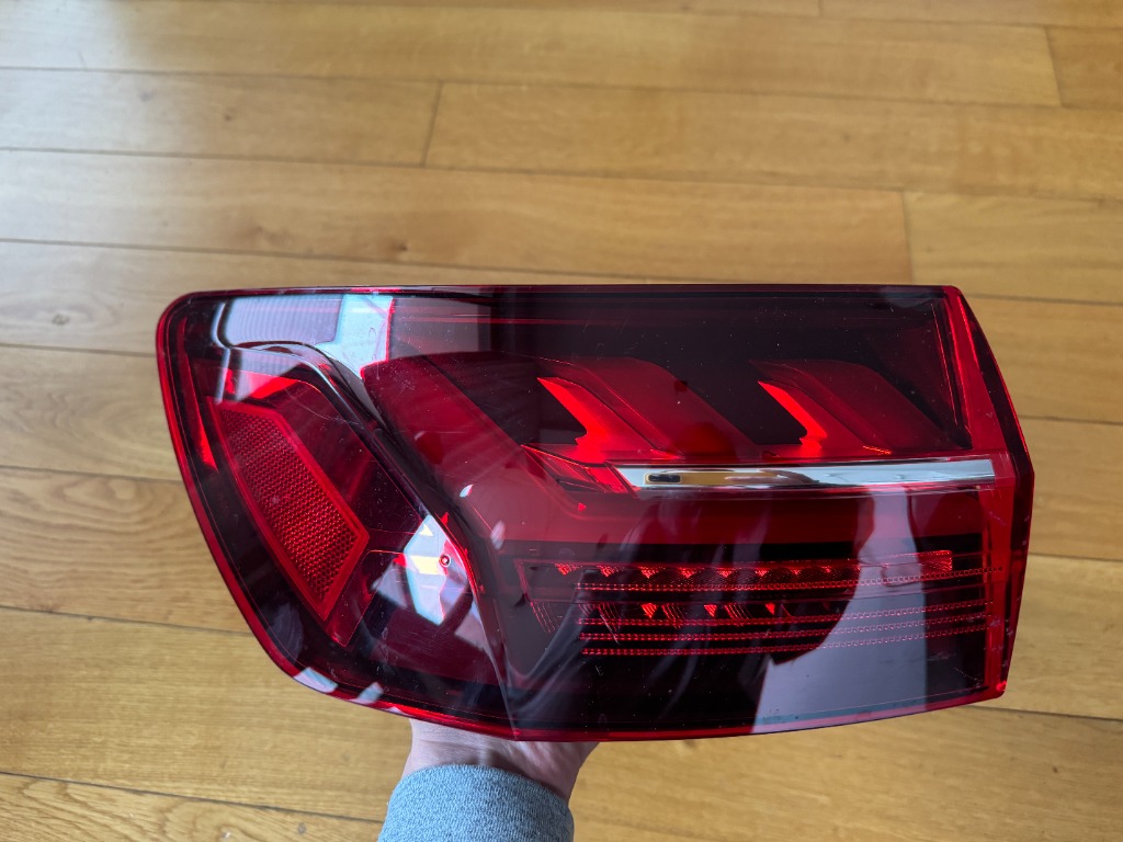 ФАРА ЗАД AUDI A4 B9 УНІВЕРСАЛ РЕСТАЙЛ 2020 ANIMACJA LED (СВІТЛОДІОД) КРИЛО 8W9945091 AD 