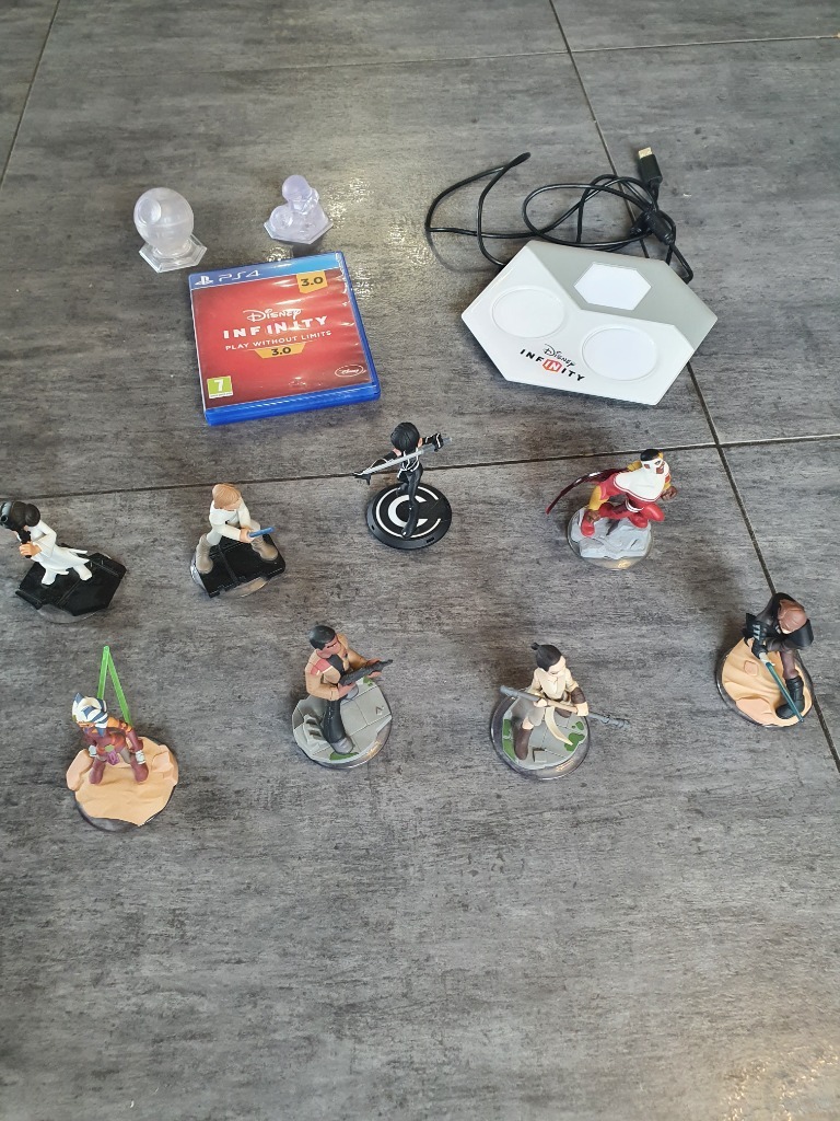 DISNEY INFINITY 3.0 PL PS4/PS5 +8 FIGUREK/2 ŚWIATY Rawicz Licytacja