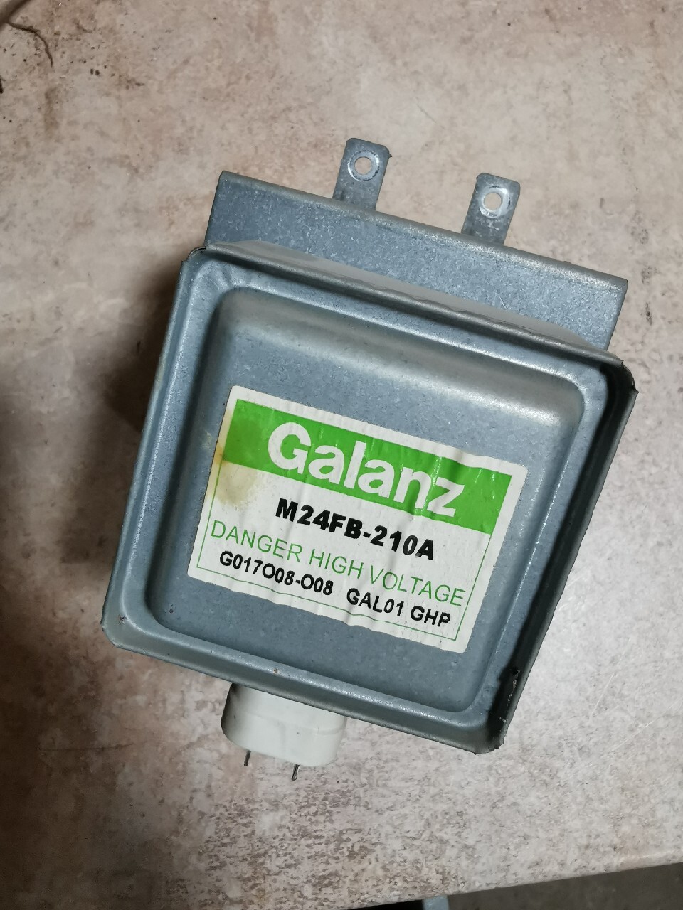 Magnetron Ricambio Per Microonde Galanz M24FB-210A - Metallico, 6 Fori, Compatibile - Foto 9