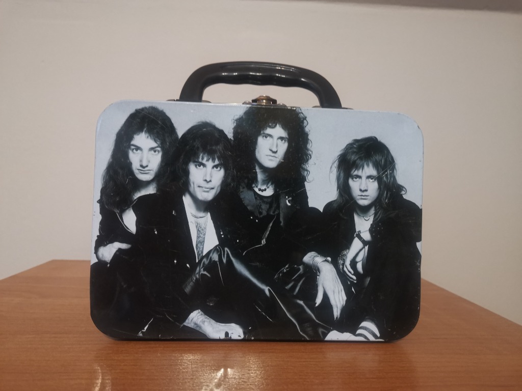 Zdjęcie oferty: Queen lunchbox - Killer Queen
