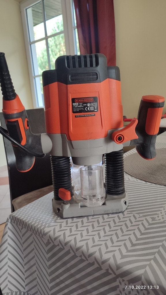 Frezarka górnowrzecionowa BLACK+DECKER. KW1200E | Ładna | Kup teraz na ...