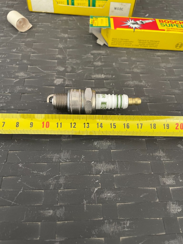СВІЧКА ЗАПАЛЮВАННЯ BOSCH СУПЕР W6BC 0 241 240 532 
