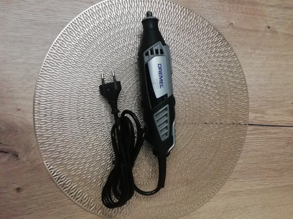 Multiszlifierka 2024 dremel 4000