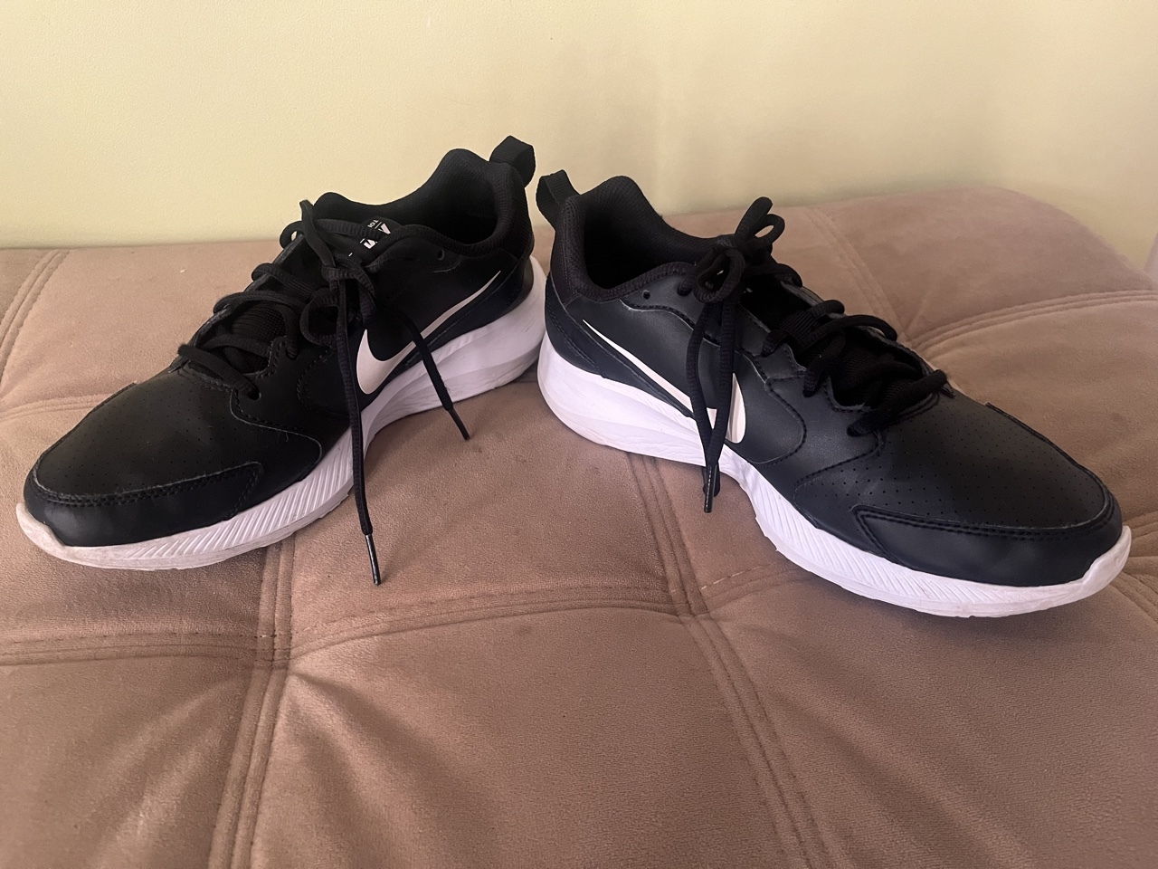 Buty męskie Nike Todos seria VH2 roz. 40 czarny Biłgoraj Kup teraz