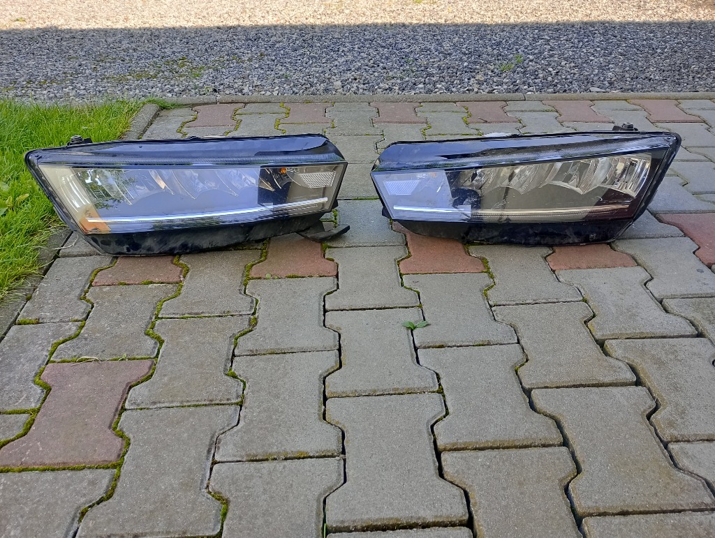 SKODA OCTAVIA 4 IV 5E4 LAMPA LEWA PRZEDNIA PRZÓD REFLEKTOR FULL