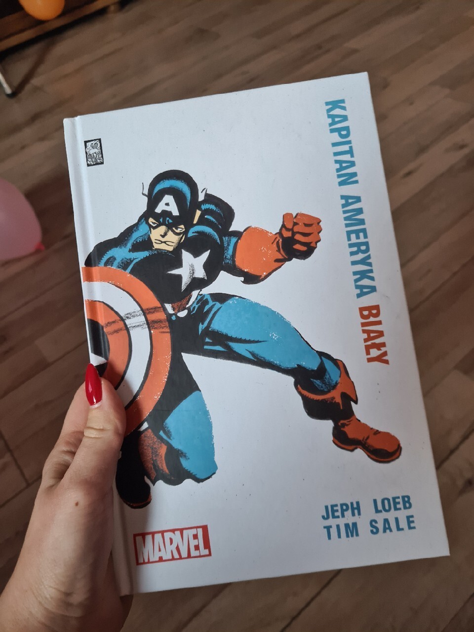 Komiks Kapitan Ameryka Biały Jeph Loeb Tim Sale. Siemianowice Śląskie