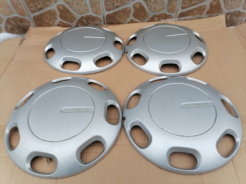 КОВПАЧОК КОВПАК VW 3A0601149 