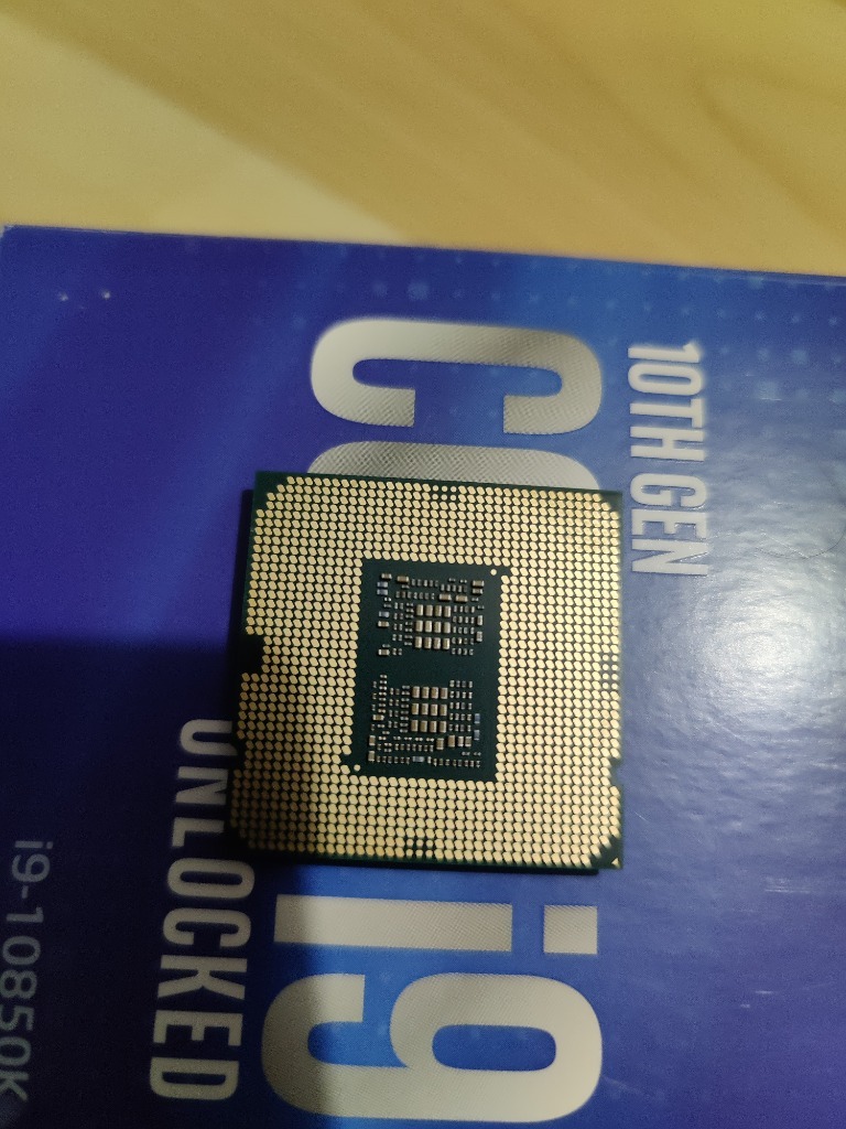 Zdjęcie oferty: Procesor Intel i9-10850K 10 x 3,6 GHz, Gwarancja