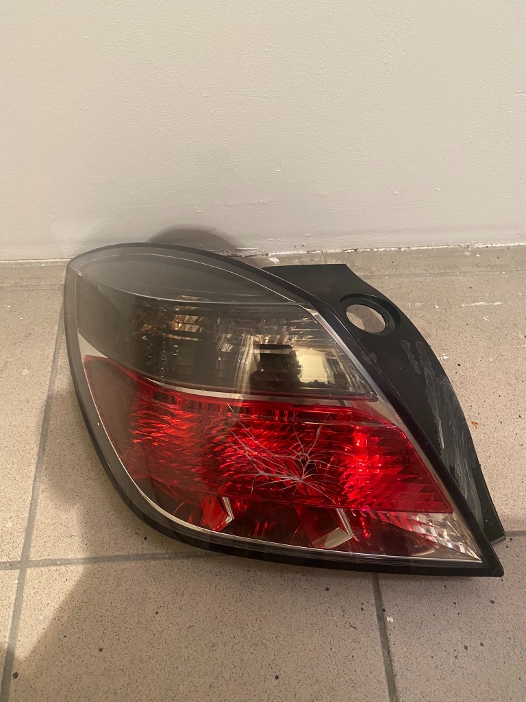 Lampy Tylne Opel Astra H GTC | Kraków | Kup teraz na Allegro Lokalnie