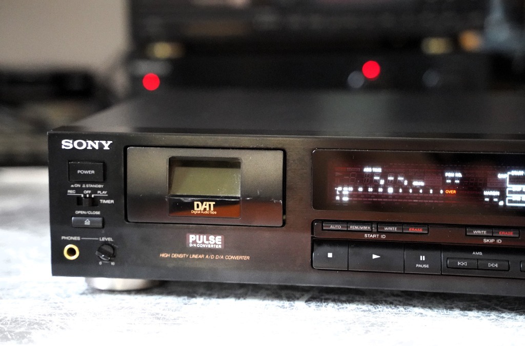 SONY　DTC 8A (動作品) SONY DTC 8A (動作品)