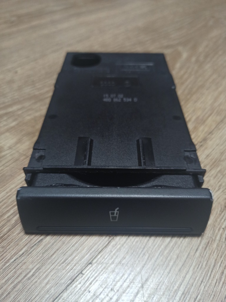 КРІПЛЕННЯ NA ЧАШКА CUP HOLDER AUDI A6 C5 РЕСТАЙЛ 4B0862534D 