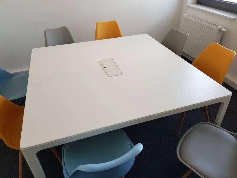 Bekant 140 x 140 deals