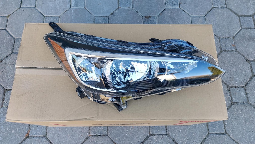 ФАРА ПЕРІД ПРАВИЙ SUBARU CROSSTREK/XV США 17- 84001FL100 