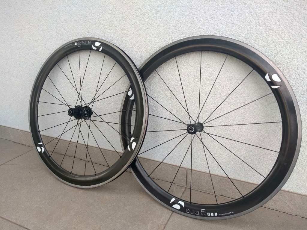 bontrager aura 5 carbon