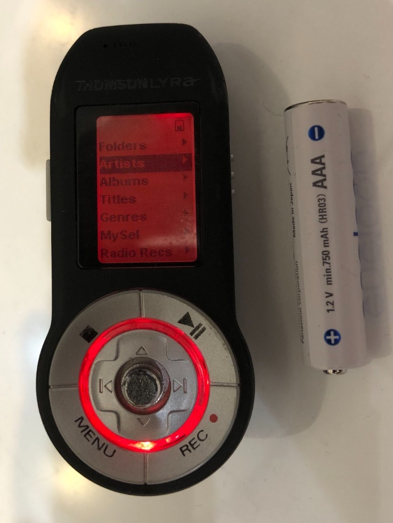 Thomson Lyra Odtwarzacz MP3 Radio Dyktafon Rzeszów Licytacja na