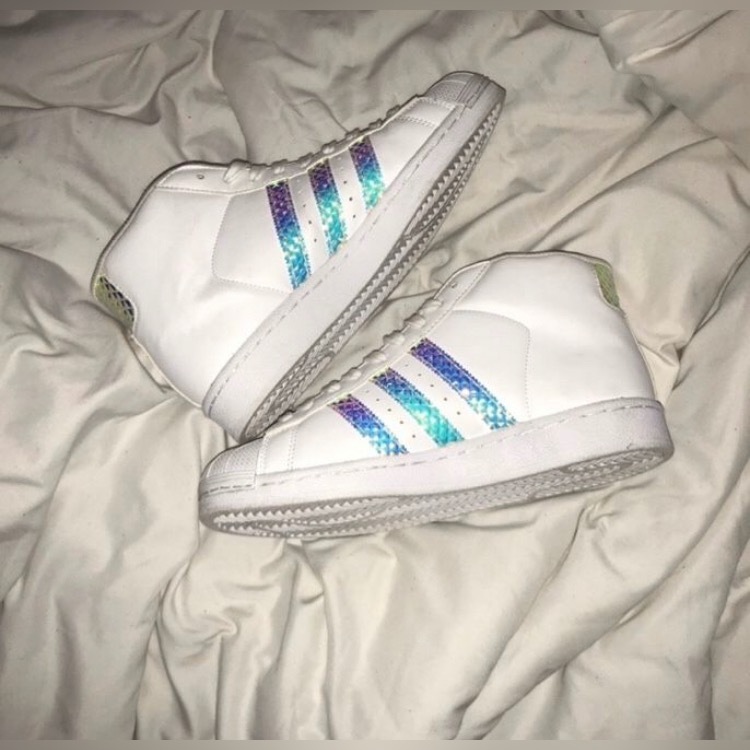 adidas superstar holo