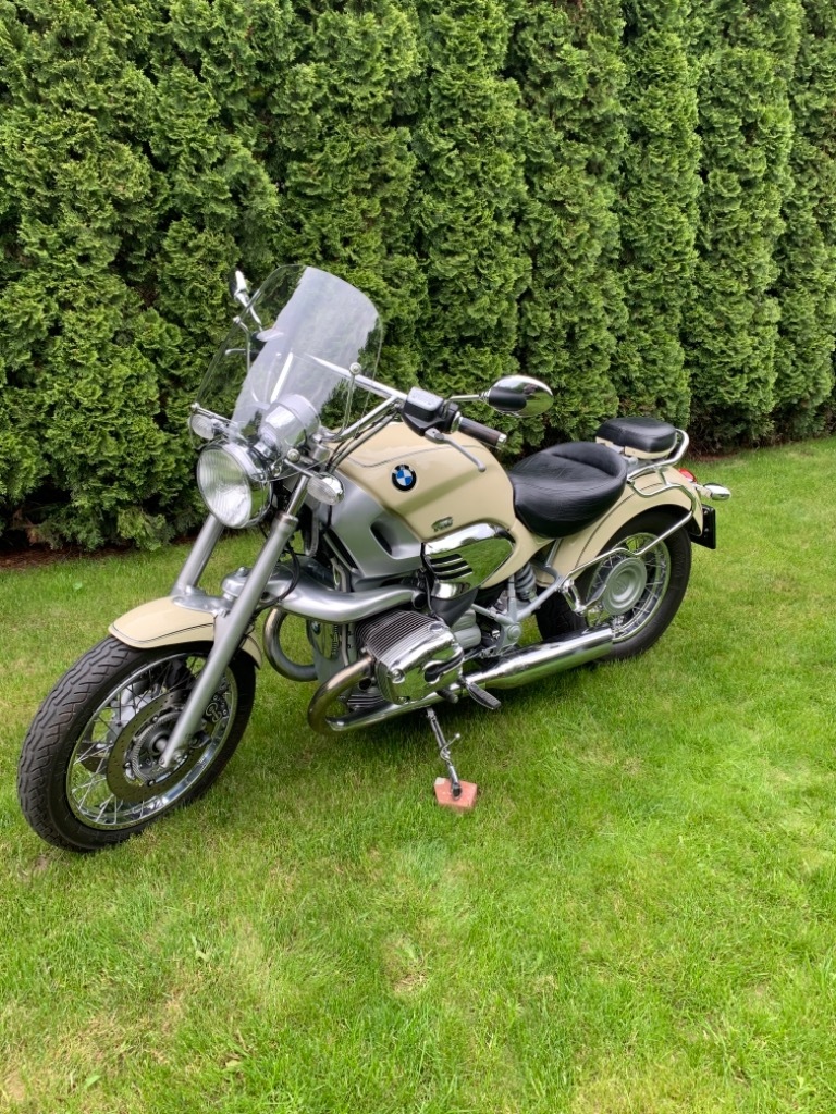 bmw r1200c james bond
