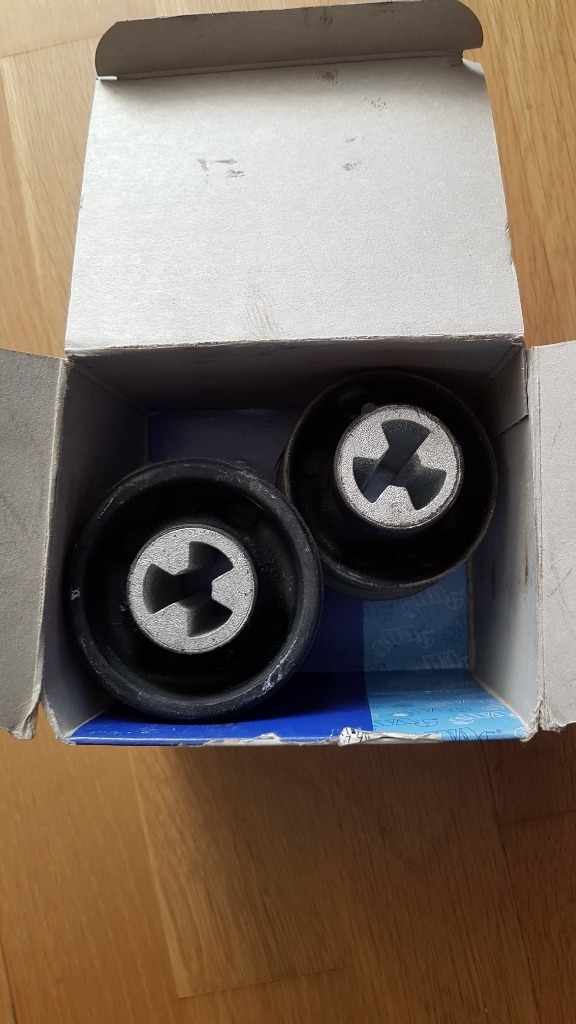 1J0 501 541 C SWAG Tuleje wahacza tył grupa VW 98- | Wrocław | Kup ...