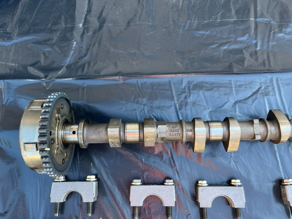 ВАЛ РОСПОДІЛЬНИКА ВПУСКНИЙ BB5E-6A271-CA + КОЛЕСО 2.0 ECOBOOST FUSION MONDEO MK5 