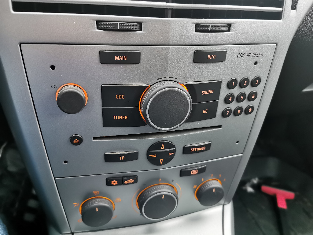 Opel opera cdc40