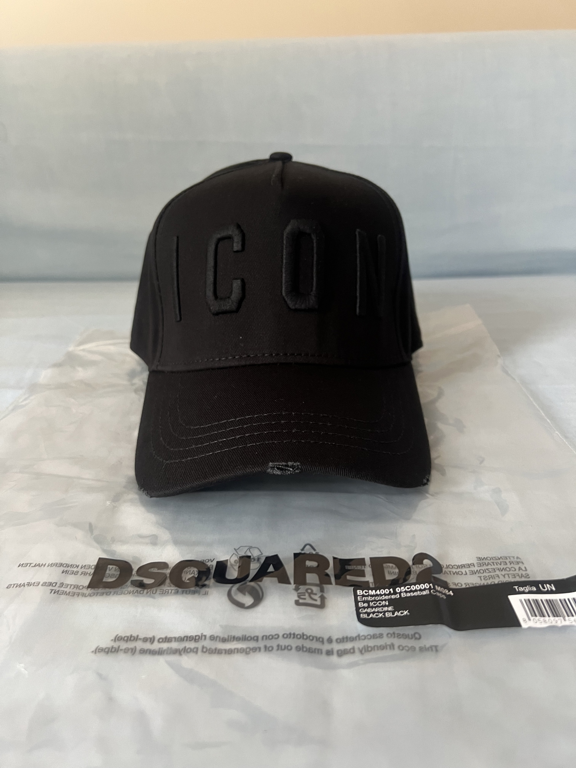 Czapka z daszkiem Icon Dsquared2 nowa oryginalna | Świętochłowice | Kup ...